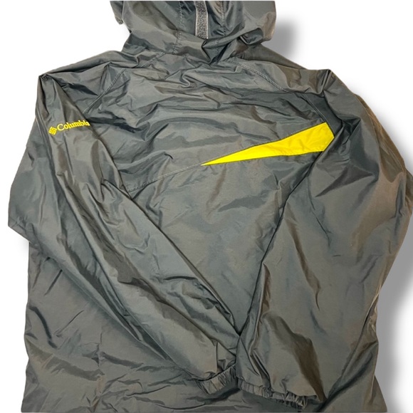 Boys Columbia Windbreaker Trainer Rain Lightweight Jacket Size 14/16 Like New - Picture 3 of 5